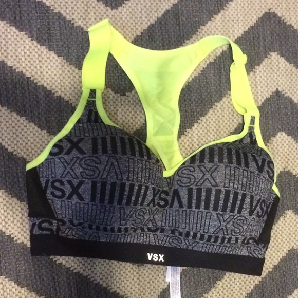 Victoria's Secret Other - EUC Victoria’s Secret Sport Bra size 32C